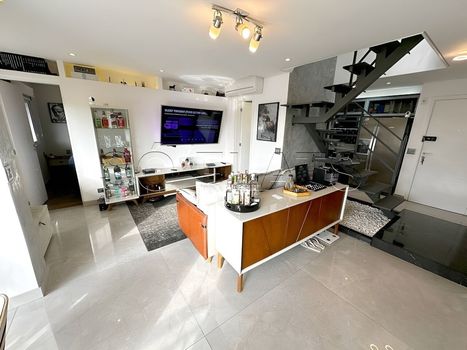 Foto 5 do(a) Flat de 1 quartos à venda em Jardim Leonor, São Paulo