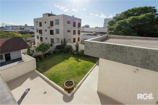 Foto 2 do(a) Apartamento de 2 quartos à venda em Santa Maria Goretti, Porto Alegre