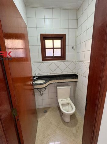Foto 2 do(a) Casa de 4 quartos à venda em Horto Santo Antonio, Jundiaí
