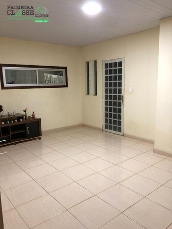 Foto 1 do(a) Casa de 4 quartos à venda em Belo Vale, Santa Luzia