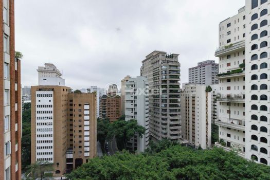 Foto 6 do(a) Apartamento de 3 quartos à venda em Jardim Paulistano, São Paulo