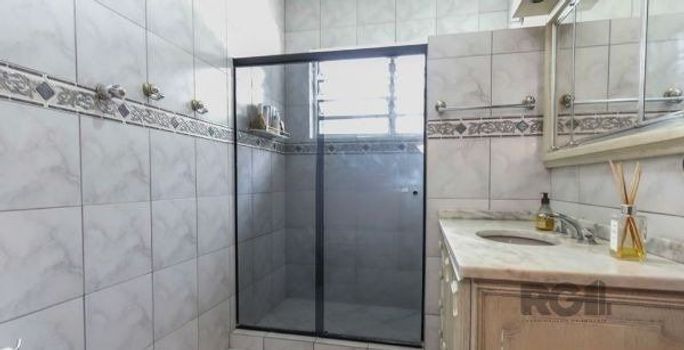 Foto 11 do(a) Casa em Condomínio de 4 quartos à venda em Jardim do Salso, Porto Alegre