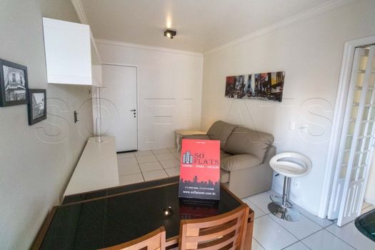 Foto 9 do(a) Flat de 1 quartos à venda em Vila Nova Conceição, São Paulo