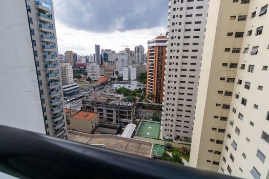 Foto 14 do(a) Flat de 1 quartos à venda em Vila Nova Conceição, São Paulo
