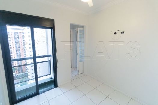 Foto 4 do(a) Flat de 1 quartos à venda em Vila Nova Conceição, São Paulo