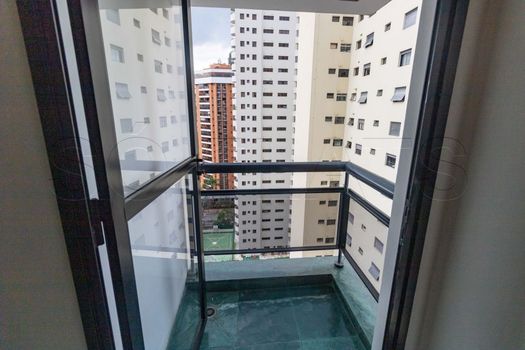 Foto 15 do(a) Flat de 1 quartos à venda em Vila Nova Conceição, São Paulo