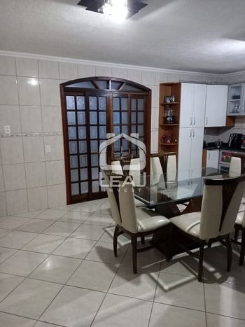 Foto 9 do(a) Casa de 3 quartos à venda em Parque Ipê, São Paulo