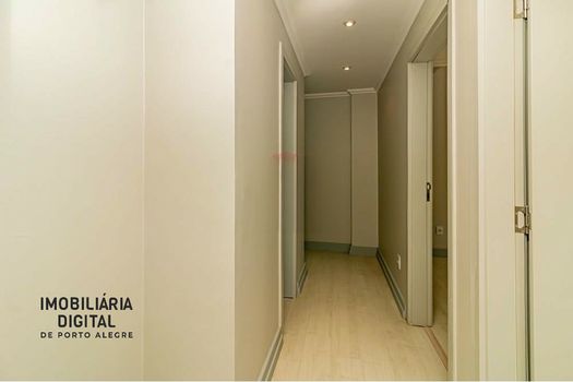 Foto 19 do(a) Apartamento de 3 quartos à venda em Jardim Lindóia, Porto Alegre