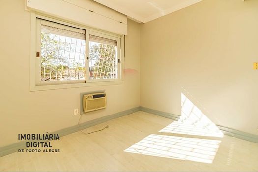 Foto 15 do(a) Apartamento de 3 quartos à venda em Jardim Lindóia, Porto Alegre