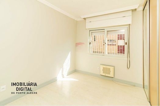 Foto 13 do(a) Apartamento de 3 quartos à venda em Jardim Lindóia, Porto Alegre