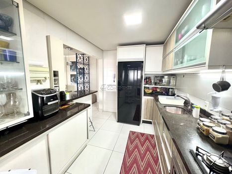 Foto 4 do(a) Apartamento de 4 quartos à venda em Itaguaçu, Florianópolis