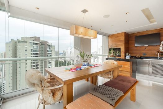 Foto 1 do(a) Apartamento de 3 quartos à venda em Vila Andrade, São Paulo