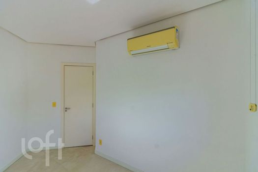 Foto 25 do(a) Apartamento de 3 quartos à venda em Vila Jardim, Porto Alegre