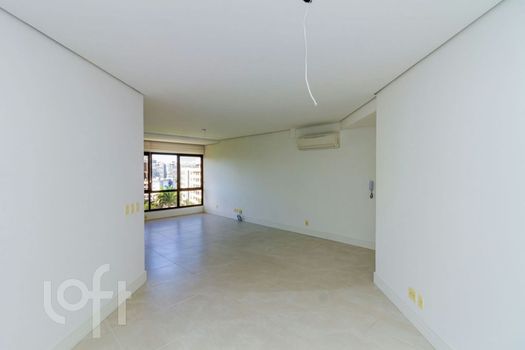Foto 3 do(a) Apartamento de 3 quartos à venda em Vila Jardim, Porto Alegre