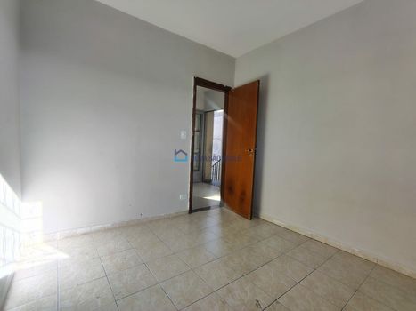Foto 13 do(a) Casa de 3 quartos à venda em Vila Fachini, São Paulo