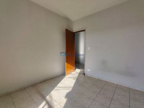 Foto 19 do(a) Casa de 3 quartos à venda em Vila Fachini, São Paulo