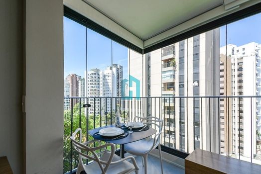 Foto 3 do(a) Apartamento de 1 quartos à venda em Vila Nova Conceição, São Paulo