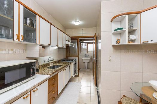Foto 24 do(a) Apartamento de 2 quartos à venda em Petrópolis, Porto Alegre