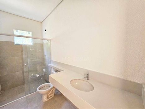 Foto 13 do(a) Casa em Condomínio de 3 quartos para alugar em Chácara dos Junqueiras, Carapicuíba