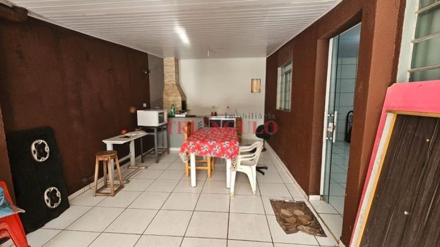 Foto 4 do(a) Casa de 4 quartos à venda em Zona IV, Umuarama