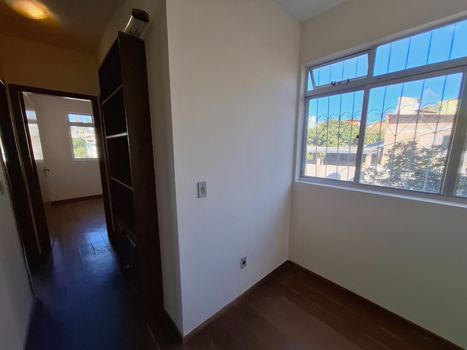 Foto 4 do(a) Apartamento de 2 quartos para alugar em Cachoeirinha, Belo Horizonte