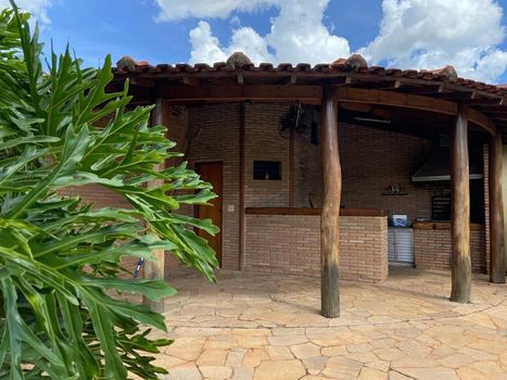 Foto 2 do(a) Casa de 3 quartos à venda em Vila Mendonça, Araçatuba