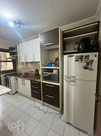 Foto 4 do(a) Apartamento de 2 quartos à venda em Jardim Floresta, Porto Alegre