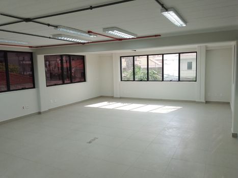 Foto 11 do(a) Edifício Inteiro false para alugar em Vila Mariana, São Paulo