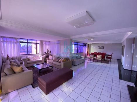 Foto 6 do(a) Apartamento de 4 quartos à venda em Candelária, Natal