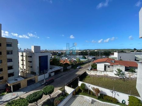 Foto 23 do(a) Apartamento de 4 quartos à venda em Candelária, Natal