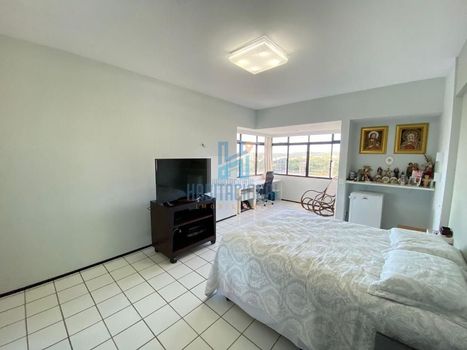 Foto 11 do(a) Apartamento de 4 quartos à venda em Candelária, Natal