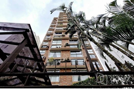 Foto 3 do(a) Apartamento de 1 quartos à venda em Vila Nova Conceição, São Paulo