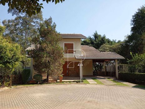 Foto 3 do(a) Casa de 4 quartos à venda em Chácara dos Junqueiras, Carapicuíba