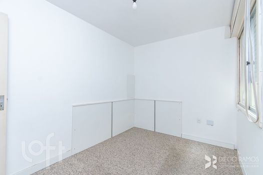 Foto 9 do(a) Apartamento de 2 quartos à venda em Medianeira, Porto Alegre
