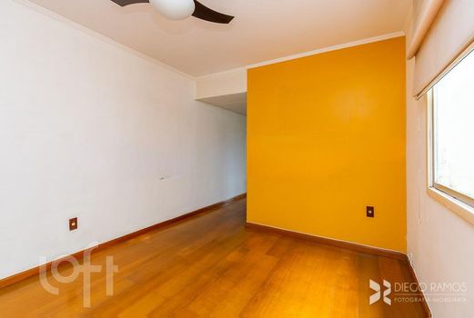 Foto 7 do(a) Apartamento de 2 quartos à venda em Medianeira, Porto Alegre