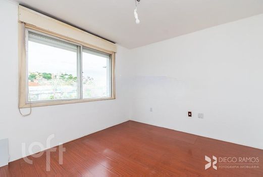 Foto 3 do(a) Apartamento de 2 quartos à venda em Medianeira, Porto Alegre