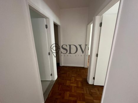 Foto 2 do(a) Apartamento de 3 quartos à venda em Jardim Europa, São Paulo