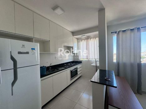 Foto 7 do(a) Apartamento de 2 quartos à venda em Alto Umuarama, Uberlândia