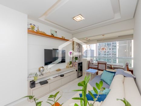 Foto 2 do(a) Apartamento de 2 quartos à venda em Aclimação, São Paulo