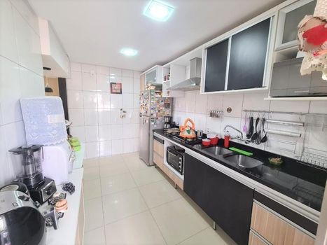 Foto 8 do(a) Cobertura de 3 quartos à venda em Jardim Itu, Porto Alegre