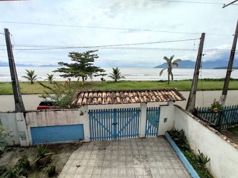 Foto 3 do(a) Casa de 4 quartos à venda em Jardim Porto Novo, Caraguatatuba
