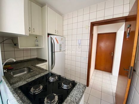 Foto 4 do(a) Apartamento de 2 quartos à venda em Centro, Florianópolis