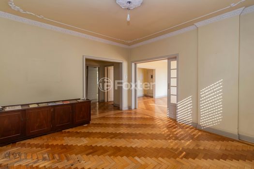 Foto 9 do(a) Apartamento de 3 quartos à venda em Independência, Porto Alegre