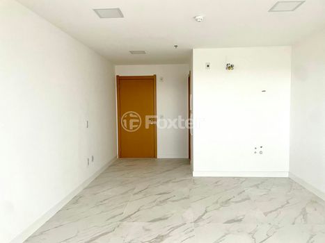 Foto 5 do(a) Sala / Conjunto Comercial false à venda em Santana, Porto Alegre