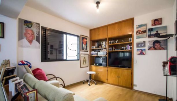Foto 3 do(a) Apartamento de 3 quartos à venda em Pinheiros, São Paulo