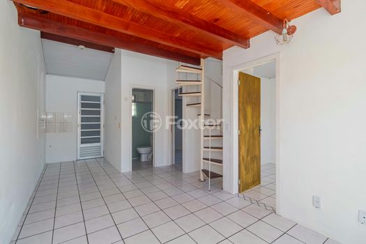 Foto 3 do(a) Casa em Condomínio de 2 quartos à venda em Parque Santa Fé, Porto Alegre