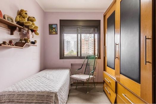 Foto 13 do(a) Apartamento de 3 quartos à venda em Jardim Lindóia, Porto Alegre