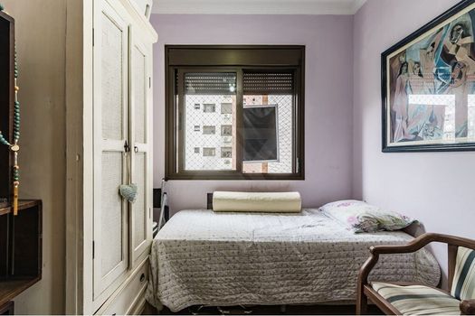 Foto 10 do(a) Apartamento de 3 quartos à venda em Jardim Lindóia, Porto Alegre