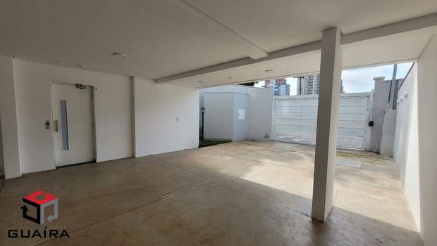 Foto 2 do(a) Casa de 3 quartos à venda em Vila Alpina, Santo André