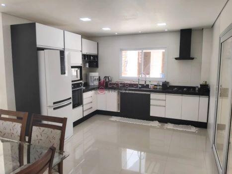 Foto 6 do(a) Casa em Condomínio de 3 quartos à venda em Jardim Promeca, Várzea Paulista